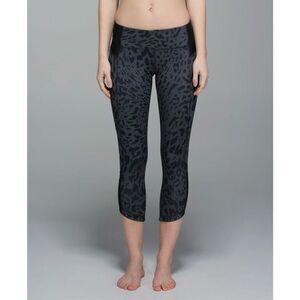 Lululemon Women’s 4 Just Breathe Crop Leggings Animal Print Deep Coal